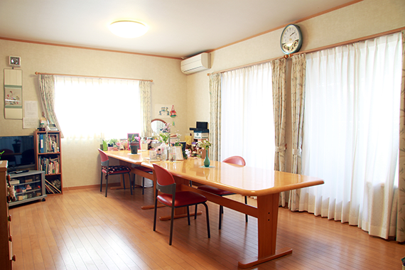 こじんまりとした雰囲気も魅力のひとつです。みんなでおしゃべりしながら楽しく過ごしましょう。